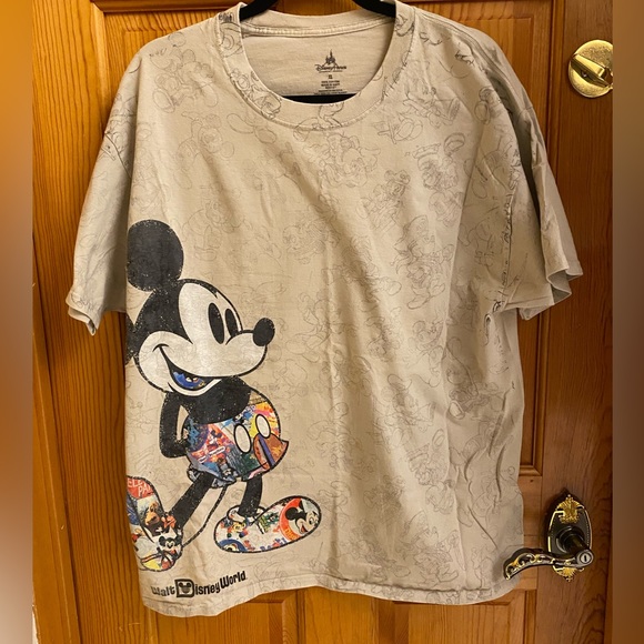 Retro Mickey Mouse Walt Disney World T-Shirt! - Picture 1 of 7